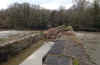 32-old-aqueduct.jpg (448513 bytes)